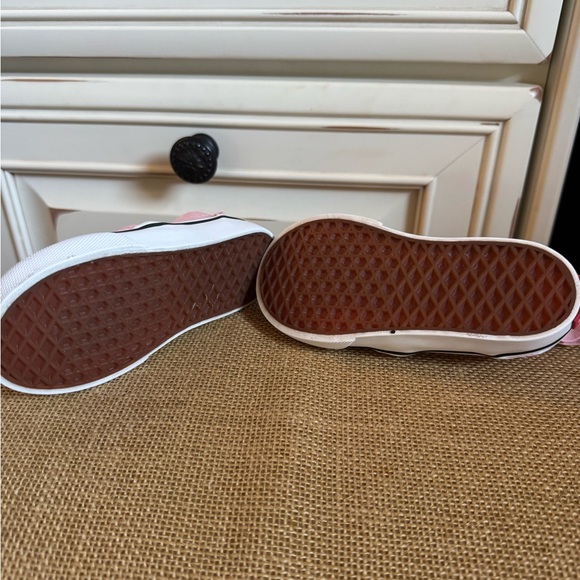 Vans Kids Pink and White Checkered Slip-On Sneakers - Picture 6 of 7